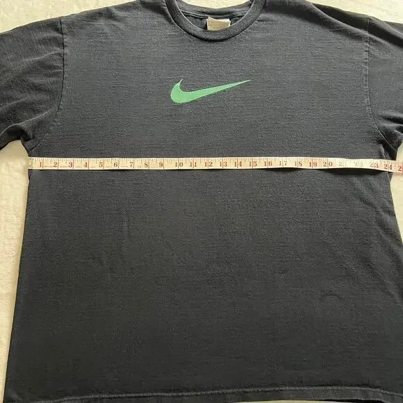 Nike Vintage Center Logo Green/Black T-shirt Size XL Gray Tag 2000's Y2K - Picture 3 of 8